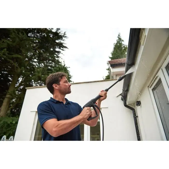 Bosch Universal Aquatak Nettoyeur Haute Pression - 1700 W / 130 bar - Inclus Pistolet, Lance, Tuyau 5m, Buse 3-en-1, Buse Détergent et Filtre