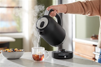 KitchenAid 5KEK1701 EBM Bouilloire électrique 1.7L Noir mat avec réglage précis de la température (50°C à 100°C)