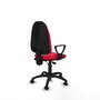 Chaise de bureau Algarra avec mécanisme à double poignée à contact permanent, recouverte de tissu rouge. Équipée d'une base en polyamide noir, d'accoudoirs fixes et de roulettes autobloquantes