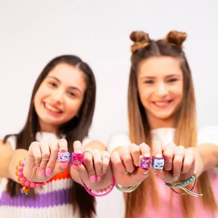 Goliath Clickeez - Deluxe Porte-clés - Coffret avec 1 Cube, 4 Touches à Collectionner et 3 Charms - 70+ Modèles - Jeu de Collection dès 6 ans