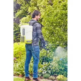 Ryobi Pulvérisateur à dos sans fil RY18BPSB-0 18V One Plus, réservoir 15 L, pression 6.2 bars, débit réglable 1 à 1.8 L/min, vendu sans batterie