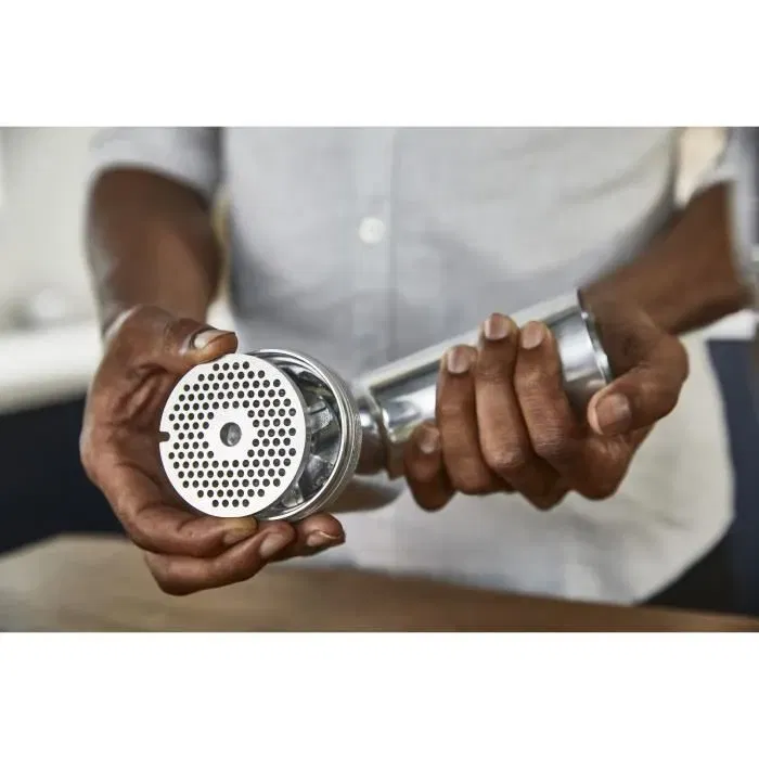 Kenwood KAX950ME Hachoir à viandes et poissons pour robots Chef, Elite, Titanium SystemPro, kMix - Capacité 130 kg/h avec 3 grilles en acier Kenwood KAX950ME Hachoir à viandes et poissons pour robots Chef, Elite, Titanium SystemPro, kMix - Capacité 130 kg/h avec 3 grilles en acier