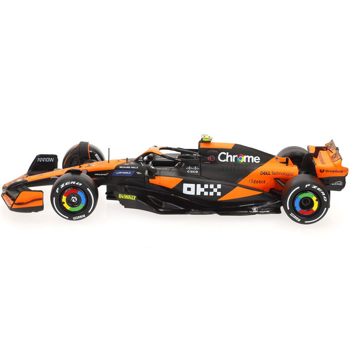 Burago Mclaren Norris MCL38 - Voiture de F1 McLaren 2024 - Modèle réduit métallique - Échelle 1:24 Burago Mclaren Norris MCL38 - Voiture de F1 McLaren 2024 - Modèle réduit métallique - Échelle 1:24