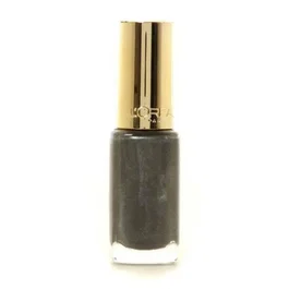 L'Oreal Paris Color Riche Le Vernis - 876 Fumer Absolu