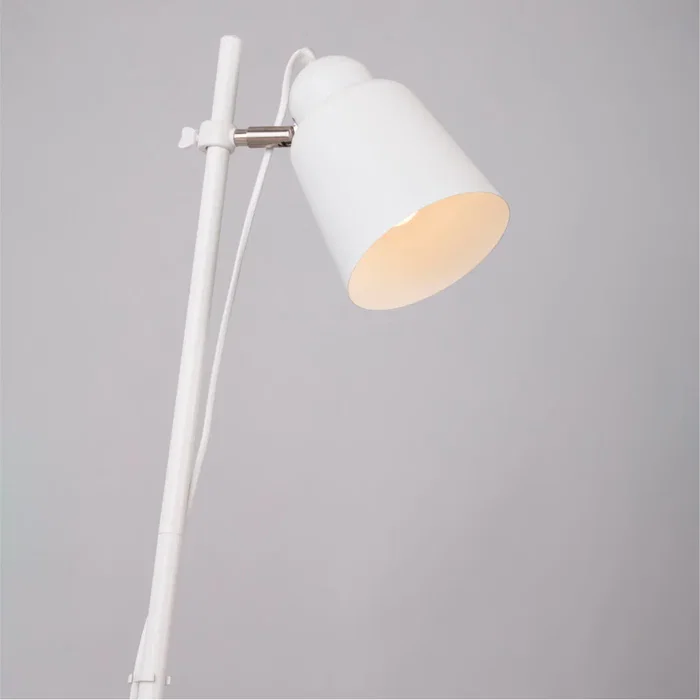 Saga Lampadaire Saga Métal Design Minimaliste avec Douille E27 Modèle SKD-F1008 Saga Lampadaire Saga Métal Design Minimaliste avec Douille E27 Modèle SKD-F1008