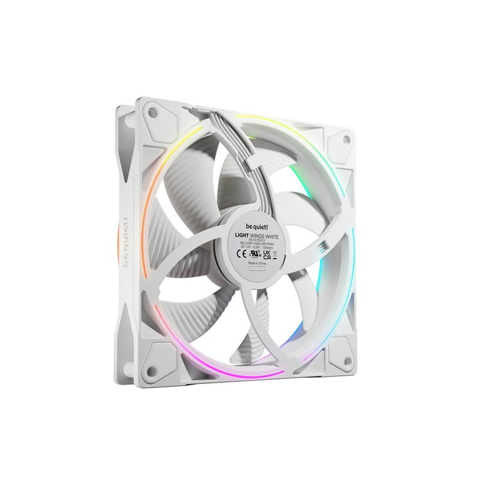 be quiet! Light Wings 140mm PWM Reverse BL135 White be quiet! Light Wings 140mm PWM Reverse BL135 White