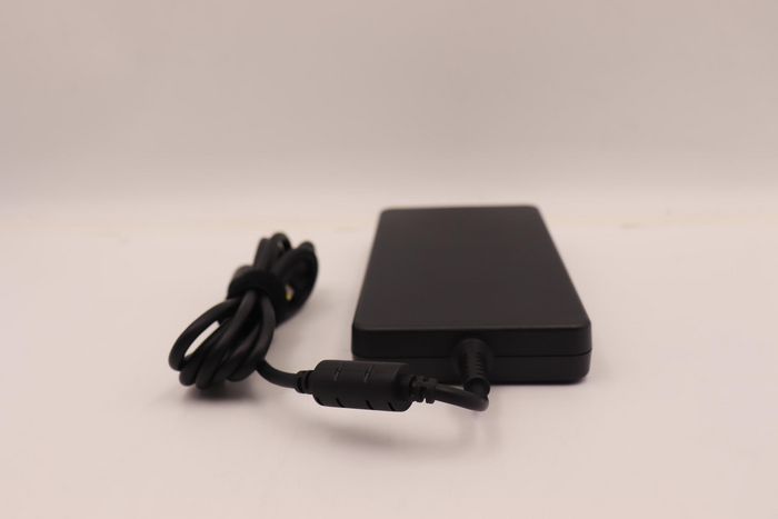 Lenovo Adaptateur secteur 230W 20V avec connecteur Slim Tip - Compatible avec les séries ThinkPad T, X1 Carbon, IdeaPad et autres modèles
