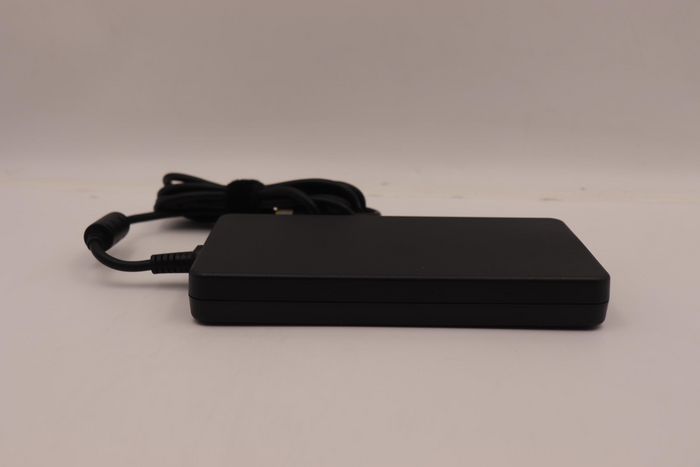 Lenovo Adaptateur secteur 230W 20V avec connecteur Slim Tip - Compatible avec les séries ThinkPad T, X1 Carbon, IdeaPad et autres modèles