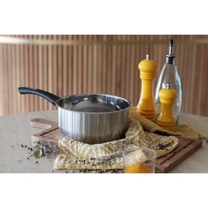 Menastyl Casserole inox 18 cm, référence 6020242, en acier inoxydable pour tous feux dont induction
