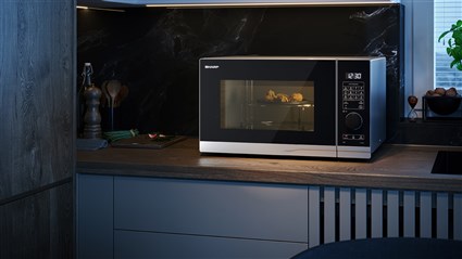 Sharp YC-PG234AE-S - Micro-ondes Digital avec Gril, 900 W (Grill 1000 W), 23 Litres, Noir - Cuisson rapide et facile