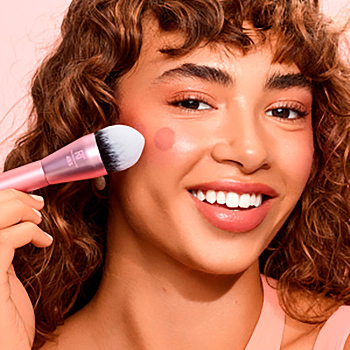 Real Techniques Pinceau Blush Power Pigment pour Pommettes, 1 unité Real Techniques Pinceau Blush Power Pigment pour Pommettes, 1 unité