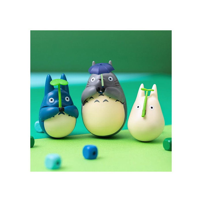 Semic Figurine Culbuto Big Totoro avec feuille