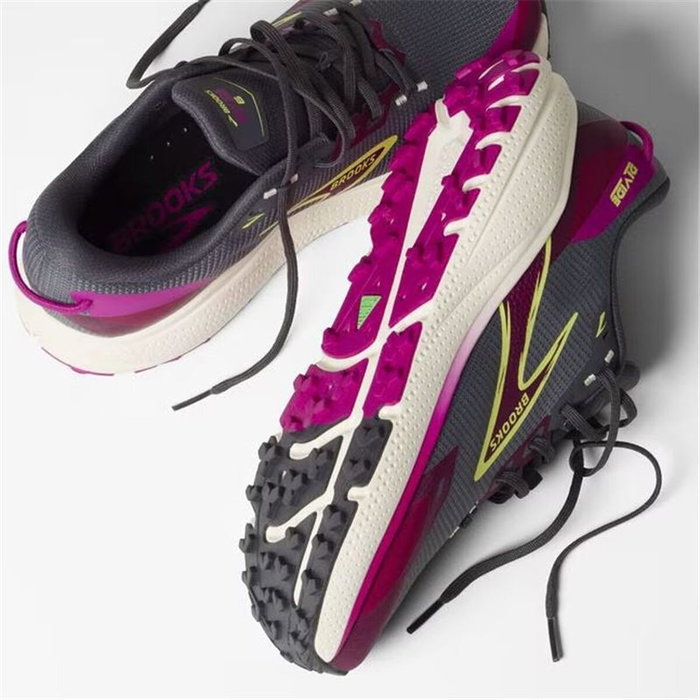 Chaussures de trail pour femmes Brooks Divide 6 Fuchsia 38