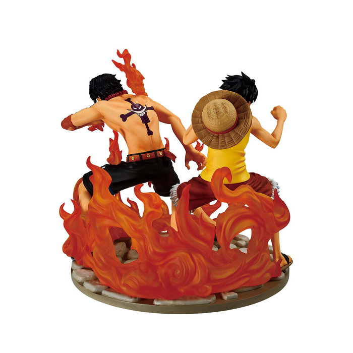BANPRESTO Figura Ichibansho One Piece - Ace & Luffy Dramatic Memories, Figurine Détaillée de 15 cm, Frères en Action