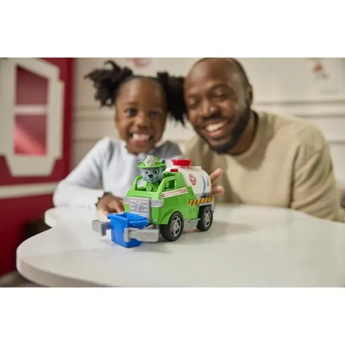 Spin Master - Figurine La Pat'Patrouille Rocky - Camion de Pompiers Fire Rescue avec Bac et Pince - Véhicule et Figurine Chiot - Jouet dès 3 ans