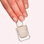 Catrice Vernis à Ongles Fortifiant Sheer Beauties N°010 Milky Not Guilty 10.5 ml pour Ongles Fragiles - Brillant Homogène
