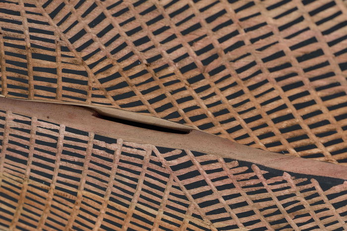 GINER Y COLOMER - Table de chevet en bois d'acacia et pieds métal, tiroir, dimensions: 20 x 57 x 9cm (h) - Teinte naturelle