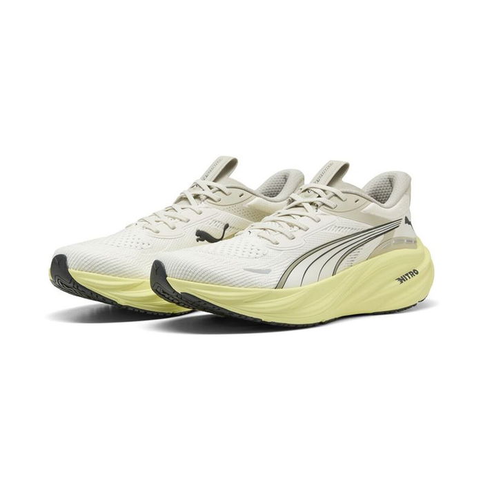 Chaussures de Running pour Adultes Puma Magnify Nitro 3 Beige S