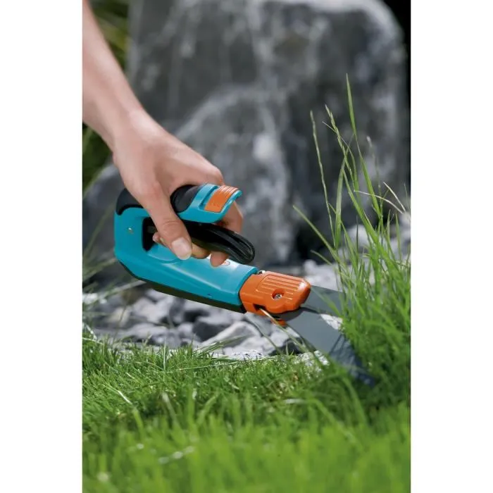 Gardena 8735-20 Cisaille à Gazon Orientable Confort, Lames Ondulées Anti-Adhérence 360°, Poignée Ergonomique