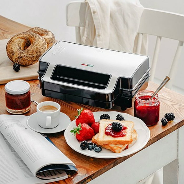 Adler AD 3073 Machine à sandwich et grille-pain Noir Argenté