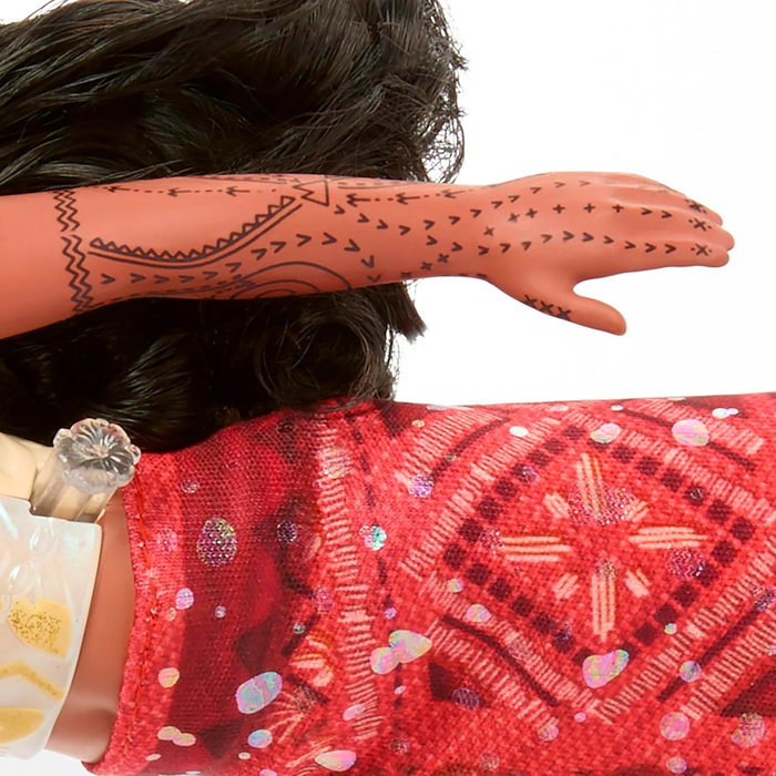 Mattel - Poupée Princesse Vaiana (Moana) avec changement de couleur au contact de l'eau, cheveux à coiffer, figurine Disney, jeu en français et anglais - Réf. Jff08