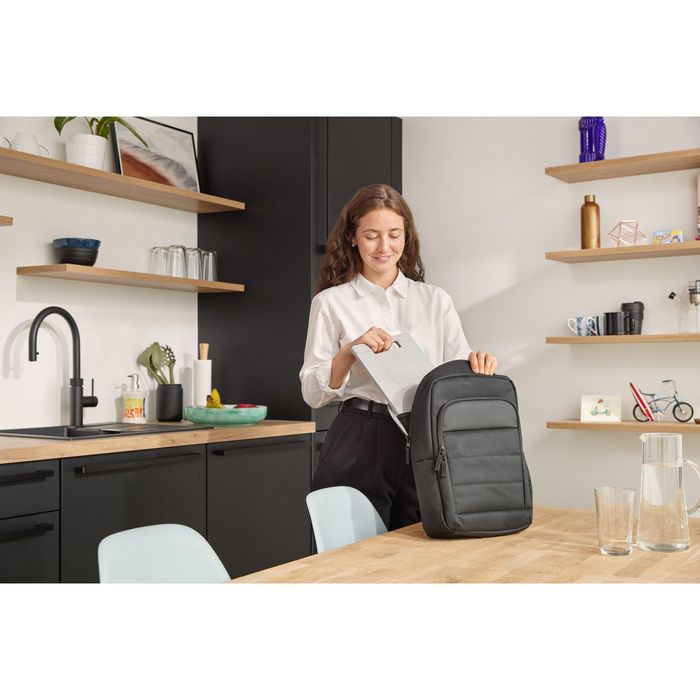 Kensington EQ Sac à dos pour Ordinateur Portable 14" - Compartiment rembourré, Fabriqué en Polyester Recyclé, Léger et Confortable avec Pochettes Latérales Kensington EQ Sac à dos pour Ordinateur Portable 14" - Compartiment rembourré, Fabriqué en Polyester Recyclé, Léger et Confortable avec Pochettes Latérales
