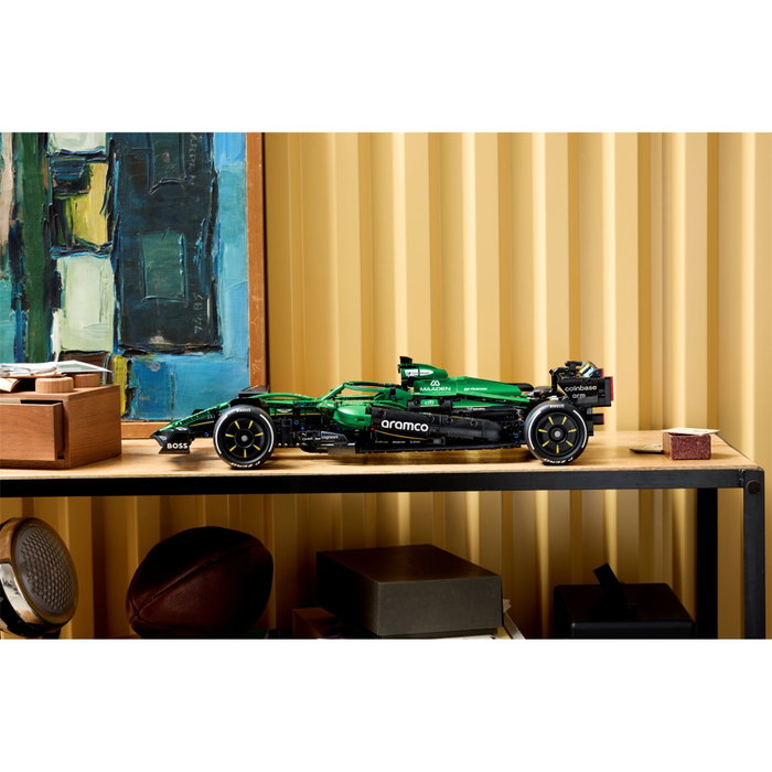 Lego Technic 42240 Voiture Aston Martin Aramco AMR25 F1 Lego Technic 42240 Voiture Aston Martin Aramco AMR25 F1