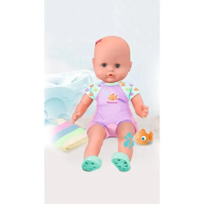 Nenuco Poupon avec Poisson pour le Bain 35 cm Mon Premier Bain Doux Jouet de Bébé Dès 10 Mois GPTOYS Réf. NFN88 Nenuco Poupon avec Poisson pour le Bain 35 cm Mon Premier Bain Doux Jouet de Bébé Dès 10 Mois GPTOYS Réf. NFN88