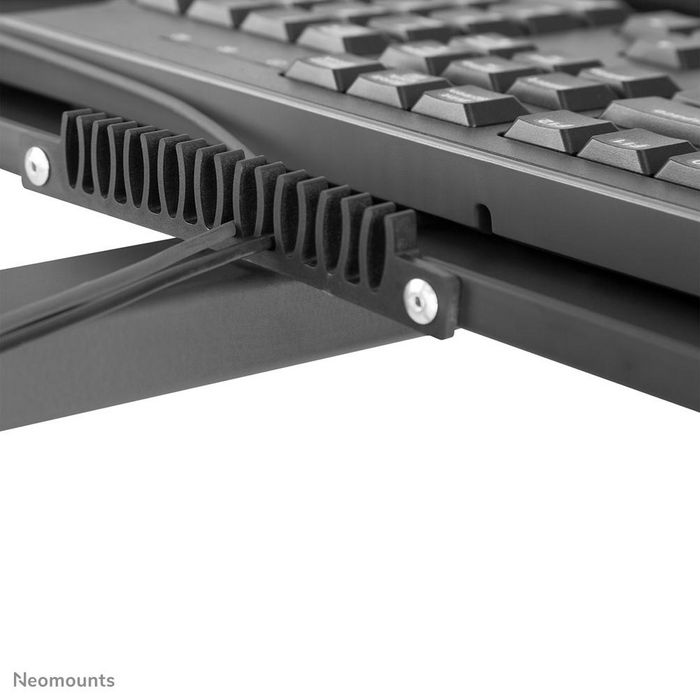 Neomounts FPMA-MOBILE1700 - Support mobile de sol avec roulettes pour écran plat jusqu'à 32", inclinaison et rotation, gestion des câbles, compatible VESA 75x75/100x100 mm Neomounts FPMA-MOBILE1700 - Support mobile de sol avec roulettes pour écran plat jusqu'à 32", inclinaison et rotation, gestion des câbles, compatible VESA 75x75/100x100 mm