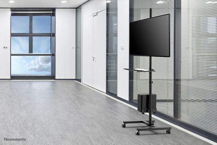 Neomounts FPMA-MOBILE1700 - Support mobile de sol avec roulettes pour écran plat jusqu'à 32", inclinaison et rotation, gestion des câbles, compatible VESA 75x75/100x100 mm Neomounts FPMA-MOBILE1700 - Support mobile de sol avec roulettes pour écran plat jusqu'à 32", inclinaison et rotation, gestion des câbles, compatible VESA 75x75/100x100 mm