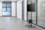 Neomounts FPMA-MOBILE1700 - Support mobile de sol avec roulettes pour écran plat jusqu'à 32", inclinaison et rotation, gestion des câbles, compatible VESA 75x75/100x100 mm