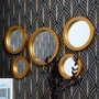 Home Deco Factory Ensemble de 5 Miroirs Dorés Ronds