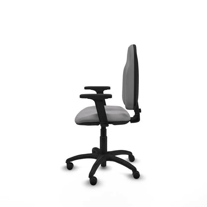 Chaise de bureau Algarra avec mécanisme Contact permanent de base, rembourrée en simili cuir gris. Équipée d'une base en polyamide noir, d'accoudoirs 2D et de roulettes autobloquantes Chaise de bureau Algarra avec mécanisme Contact permanent de base, rembourrée en simili cuir gris. Équipée d'une base en polyamide noir, d'accoudoirs 2D et de roulettes autobloquantes