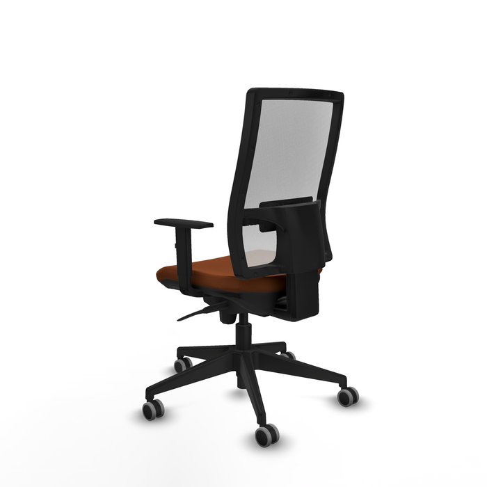 Chaise Horna Synchro 5 positions cuir écologique Marron Maille Blanc Base pyramidale noire Accoudoir 1D Sans appui-tête Roulettes 65mm pour moquette