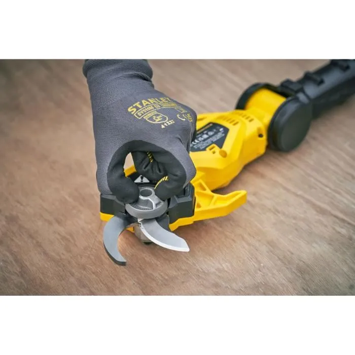 Stanley Fatmax Sécateur sur Perche Électrique sans fil 18V - Modèle SFMCPP632B-XJ - Outil Nu (Sans Batterie)
