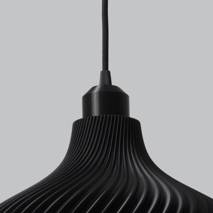 Suspension Daila Rosace Noire Câble Noir Plafonnier avec Ampoule E27 LED Suspension Daila Rosace Noire Câble Noir Plafonnier avec Ampoule E27 LED
