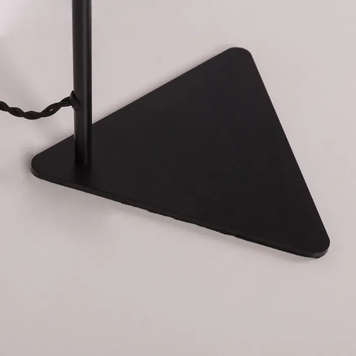 Lampara de Mesa Granada Ratán SKD-T1021