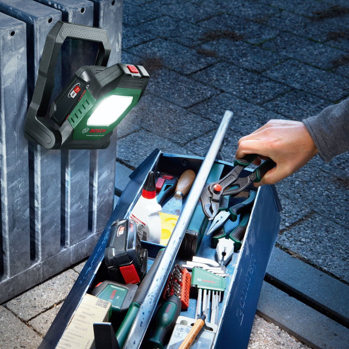Bosch Universal Light 18V-210 Bosch Universal Light 18V-210