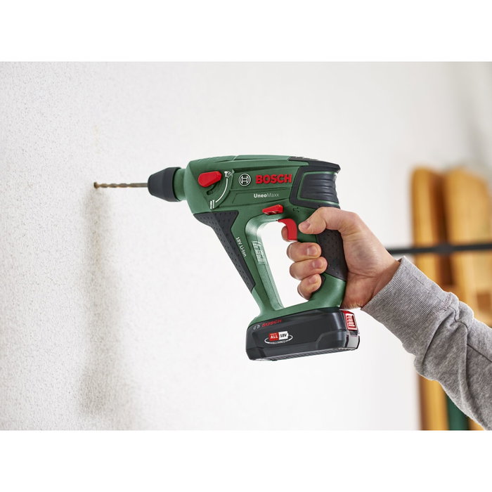 Bosch Uneo Maxx Perforateur sans fil 18V SDS avec batterie 2,5 Ah et accessoires