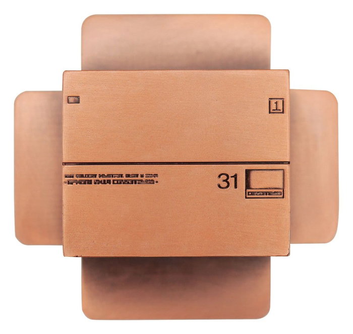 FaNaTtik Metal Gear Solid 2 Cardboard Box Antique Gold