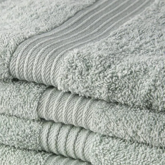 Today Essential - Lot de 5 draps de bain 70x130 cm en Coton 100% 450 g/m² - Couleur Céladon Today Essential - Lot de 5 draps de bain 70x130 cm en Coton 100% 450 g/m² - Couleur Céladon