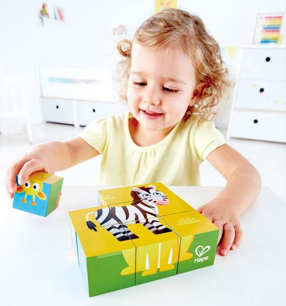 Hape Puzzle de blocs animaux de la jungle en bois de hêtre 13.5x13.5x4.5 cm pour enfants à partir de 2 ans