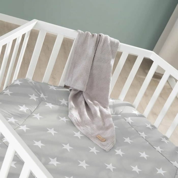 Roba Parc bébé hexagonal Little Stars - Blanc et Gris - Motif Étoile Roba Parc bébé hexagonal Little Stars - Blanc et Gris - Motif Étoile
