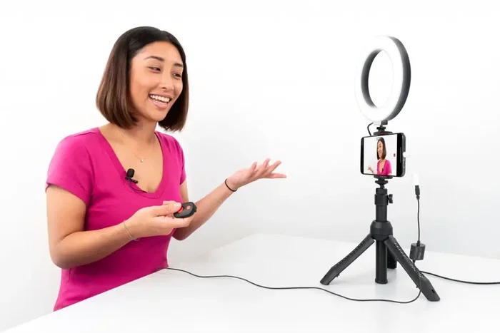 IKMULTIMED Bundle Irig Mic Lav, Iklip Grip Pro et Aro de Lumière LED