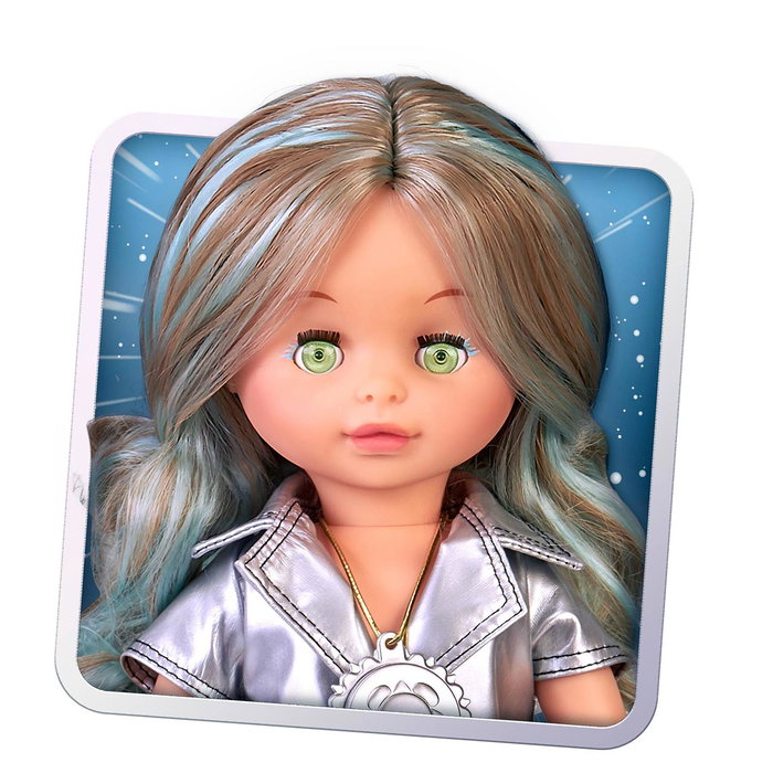 Famosa Nancy Collection Selene Poupée Spatiale Argentée avec Tenue Réfléchissante +6 Ans