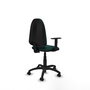 Chaise de bureau Aýna avec mécanisme de contact permanent de base, rembourrée en simili cuir vert bouteille. Équipée d'une base en polyamide noir, d'accoudoirs 1D et de roulettes pour parquet.