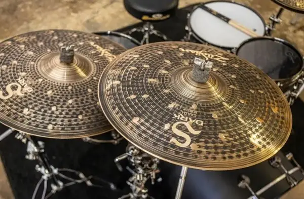 Zildjian Jeu de cymbales S Dark (HH 14'', Crash 16'', Crash 18'', Ride 20'')