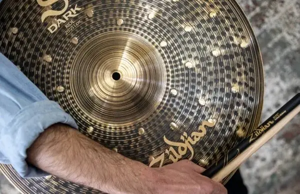 Zildjian Jeu de cymbales S Dark (HH 14'', Crash 16'', Crash 18'', Ride 20'')