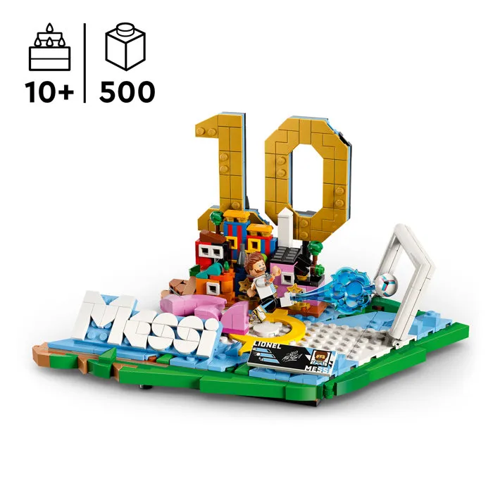 LEGO Editions 43011 Lionel Messi - Best Of - Jeu de Construction Diorama Football avec Minifigurine - 500 Pièces - Cadeau Fans Dès 10 Ans