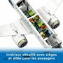 LEGO City 60367 L'Avion de Ligne avec véhicules d'aéroport et 9 minifigurines